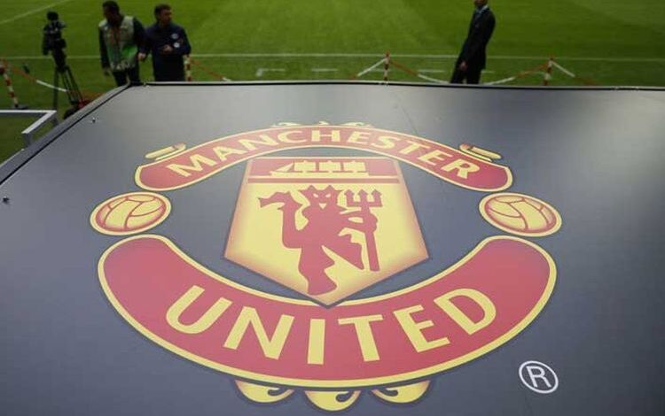 Perusahaan Qatar yang membeli Manchester United dikabarkan akan mengubah aturan Persatuan Sepak Bola Eropa (UEFA). Pasalnya, ada aturan UEFA yang memaksa investor membeli Setan Merah dari Glazers.
