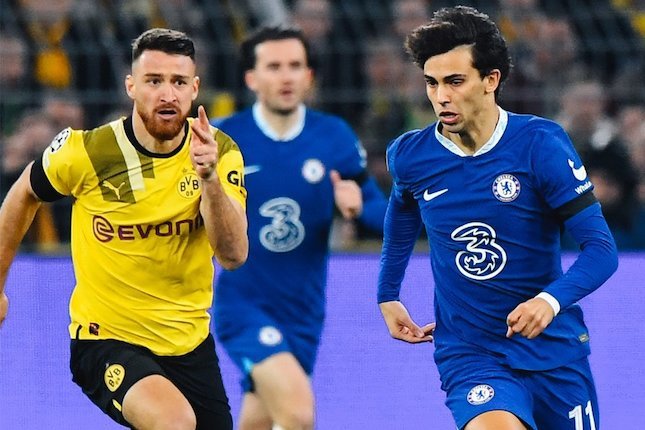 Borussia Dortmund tidak menyia-nyiakan kesempatan bermain di kandang pada leg pertama babak 16 besar Liga Champions 2022/2023. Dortmund sukses menang tipis atas Chelsea 1-0 di Signal Iduna Park, Kamis (16/2/2023) WIB.
