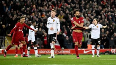 Manchester United berakhir melawan Liverpool, kalah 7-0. Erik ten Hag menyayangkan tak menjaga standarnya, tim Setan Merah.